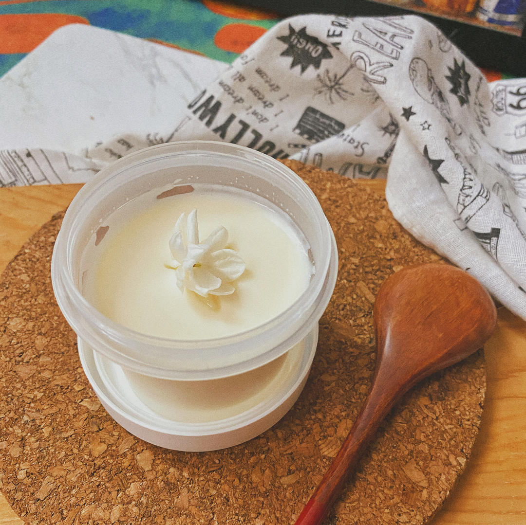 吃豆腐啦！——小嶋老师茉莉奶冻