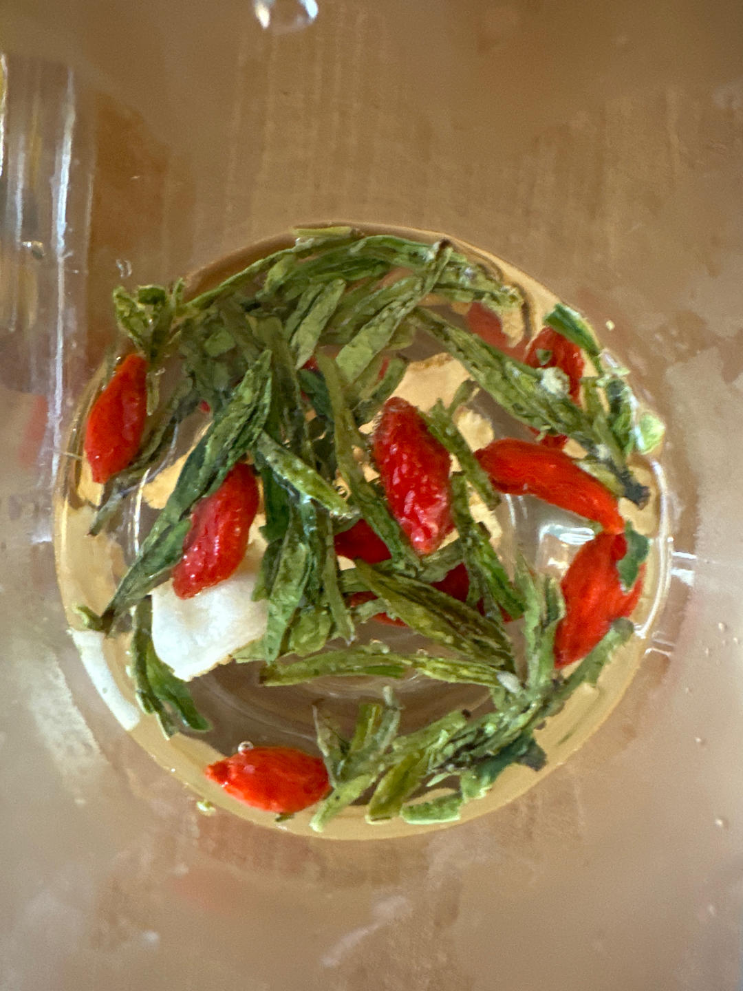 ^西洋参枸杞菊花茶^