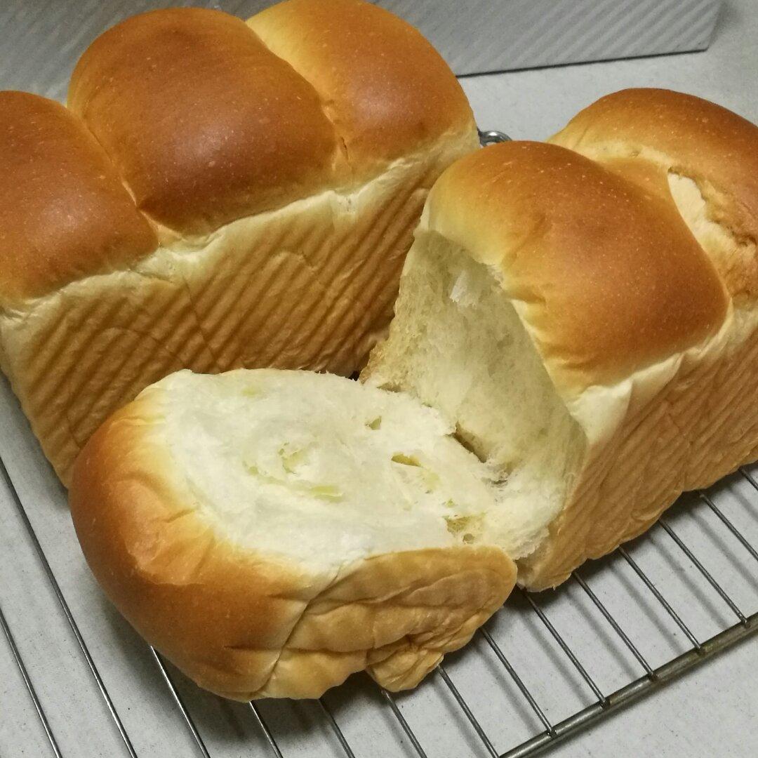 最好吃的吐司～70%中种北海道