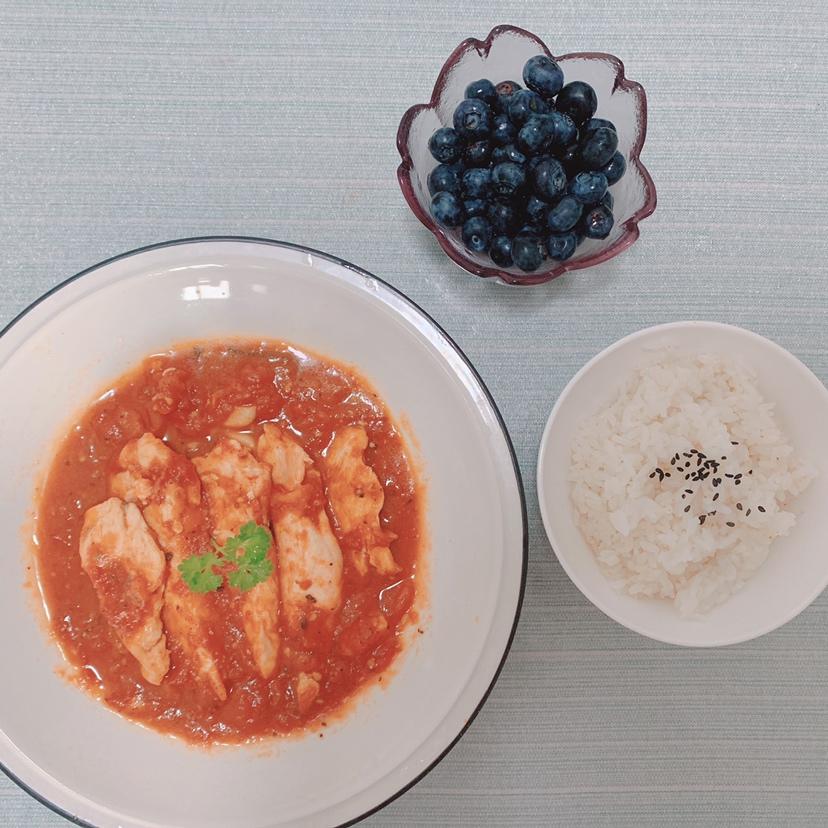 番茄炖鸡胸丨健康·三餐