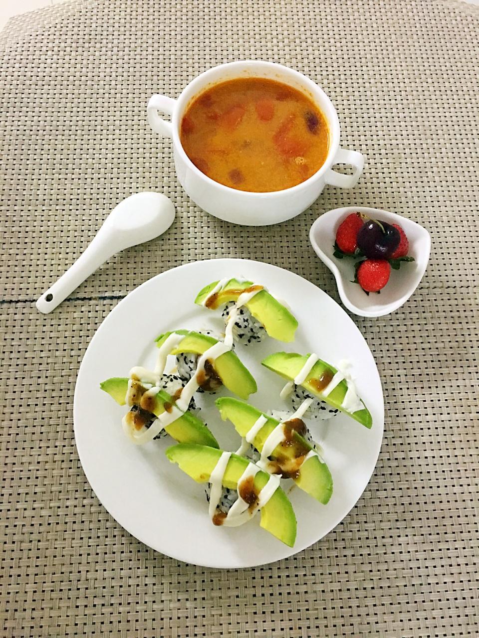 牛油果饭团🍙的做法