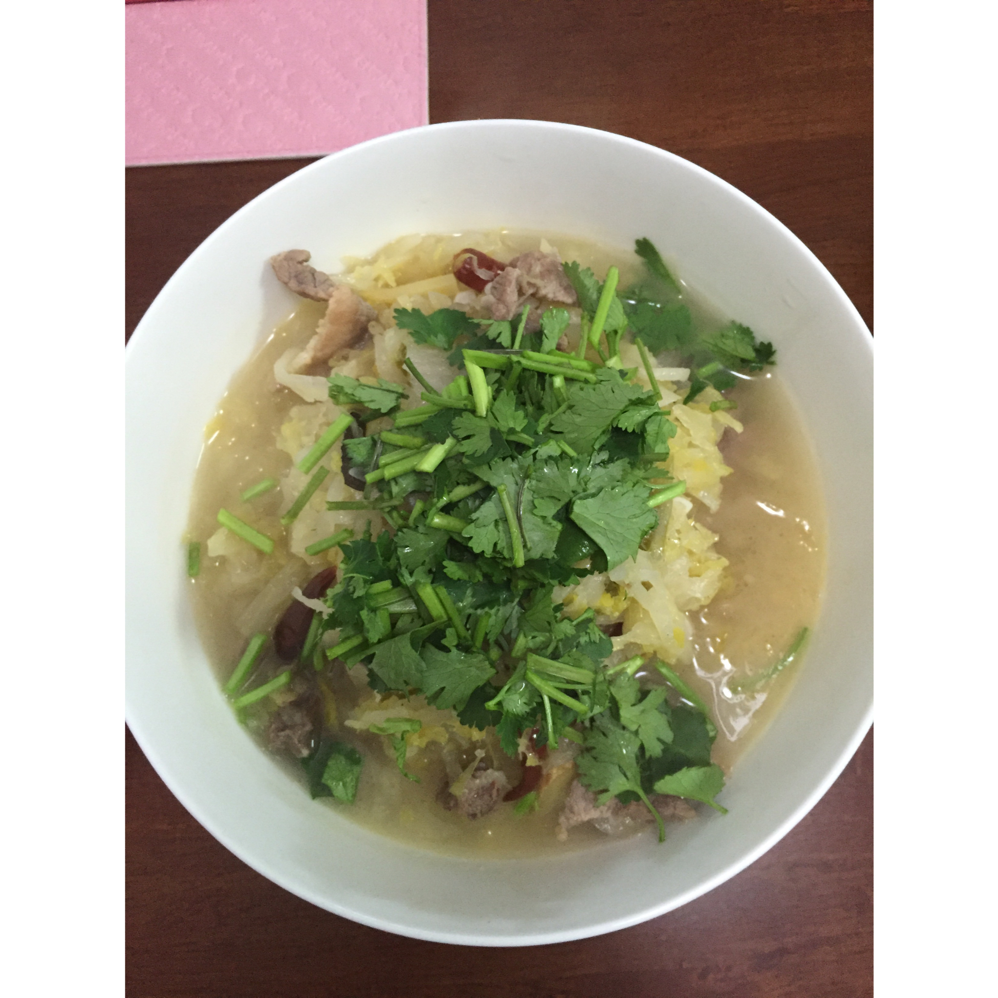五花肉炖酸菜【最爱妈妈菜】