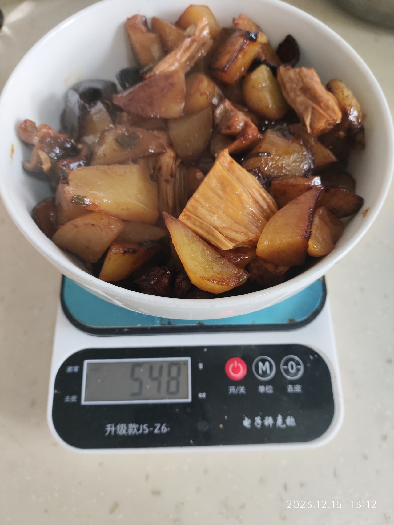 红烧香菇土豆腐竹