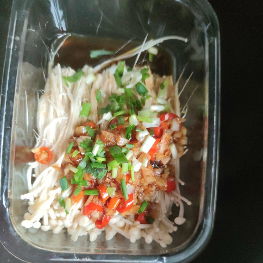 蒜蓉金针菇，简单快手的下饭神菜