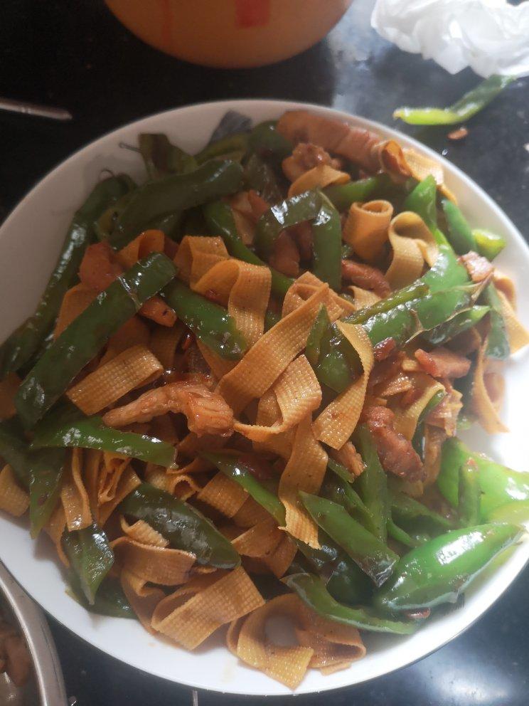 sandyjp做的青椒肉丝千张小炒