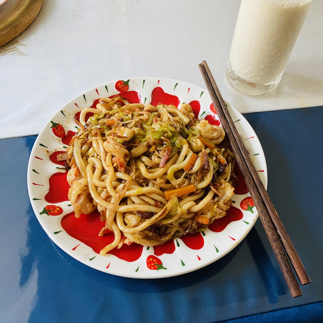 XO酱海鲜炒乌冬