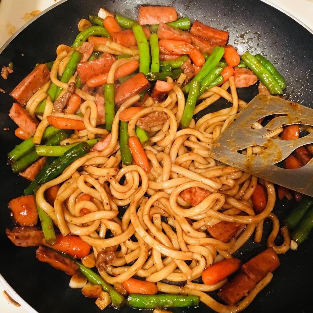 炒乌冬面