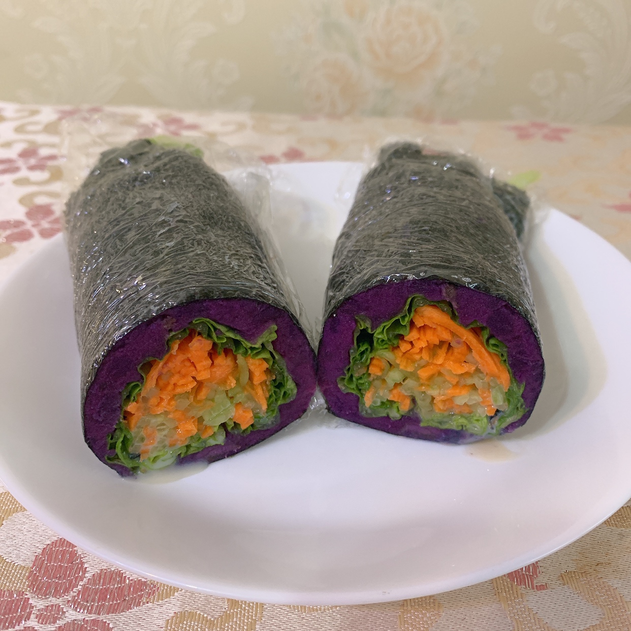 【健身友好】低脂紫薯蔬菜卷的做法