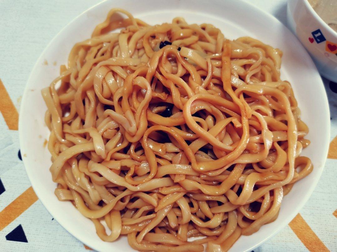 极香的葱油面