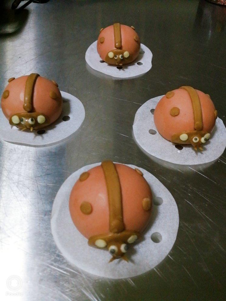 瓢虫造型馒头(一次发酵)