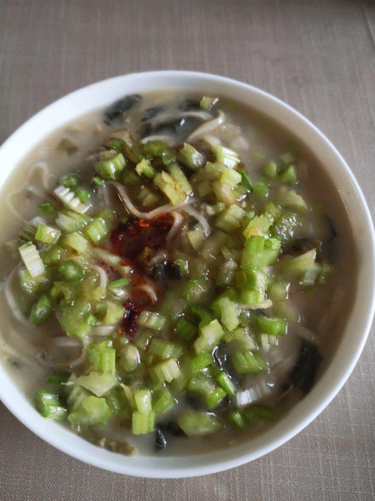 山野菜杂面条的家常做法