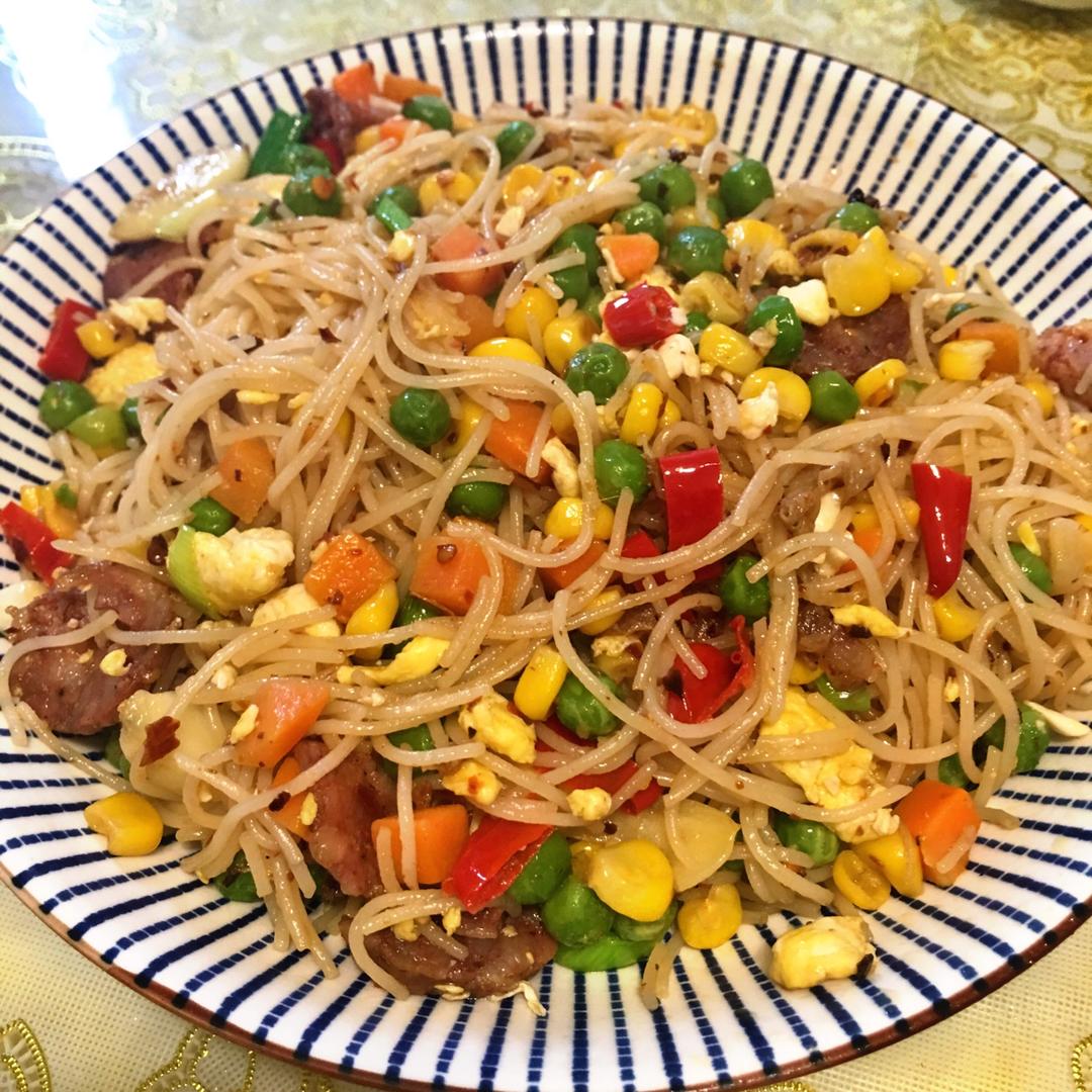 广东排挡风味炒米粉