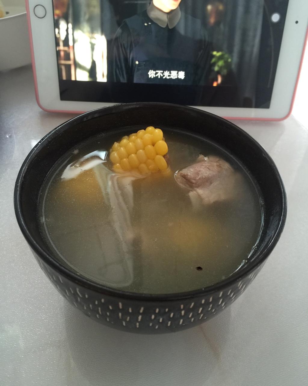 玉米排骨汤