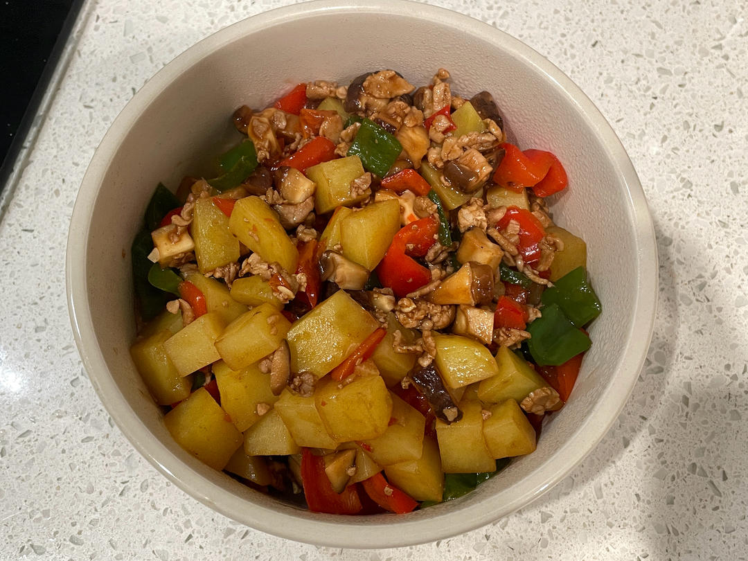 ㊙️香菇土豆肉沫拌饭❗️比外卖还好吃