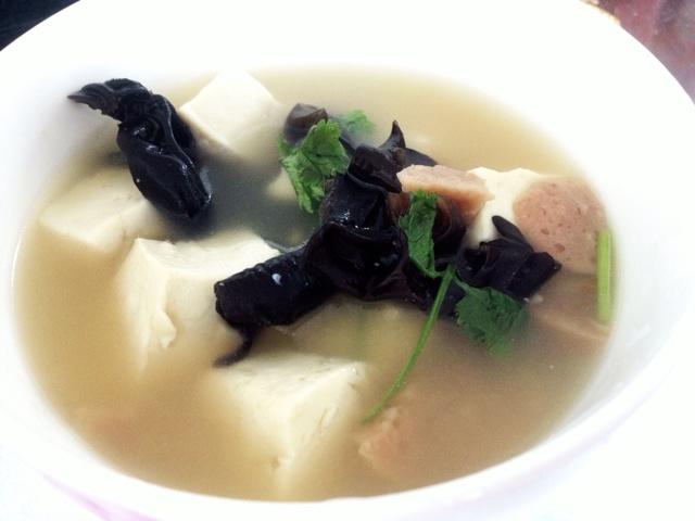 木耳豆腐瘦身汤的做法