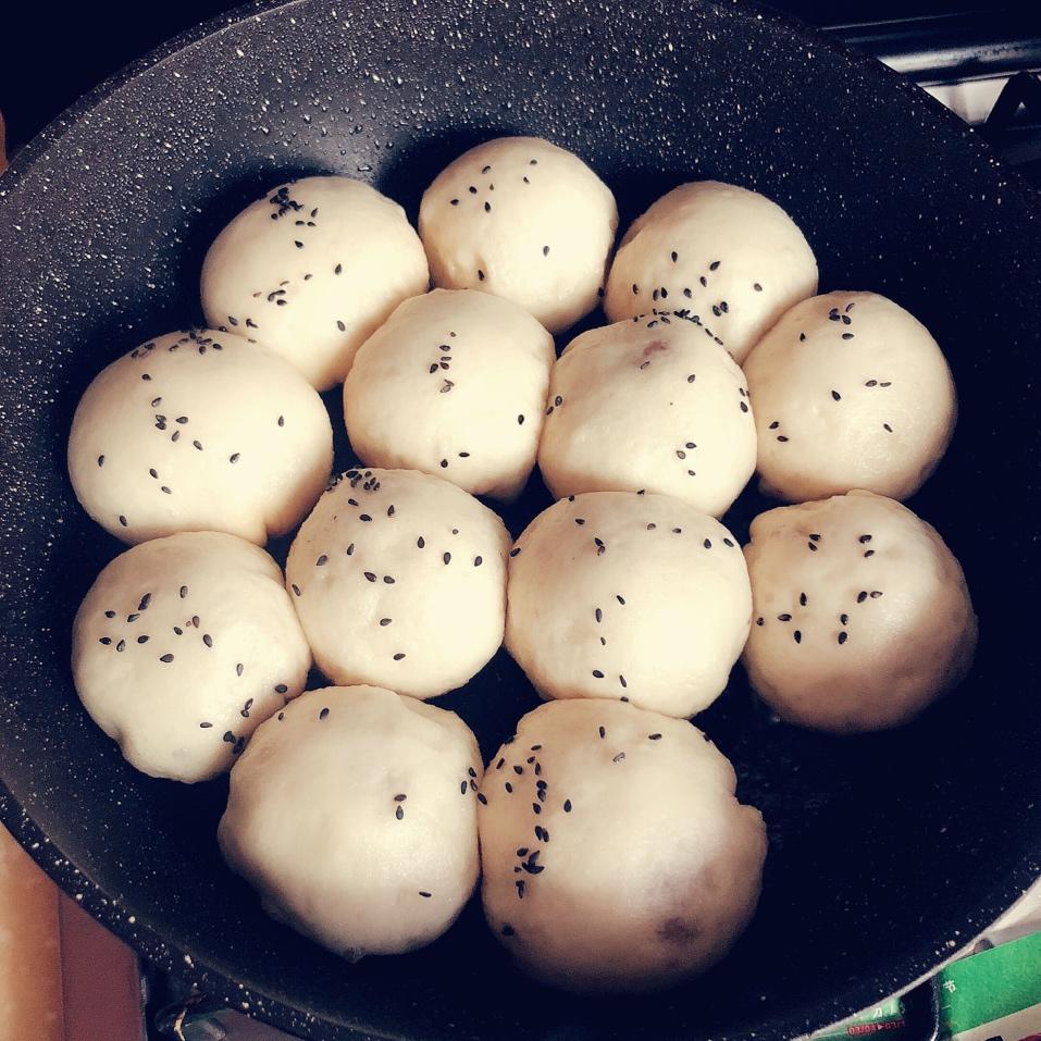 小时候的生煎包