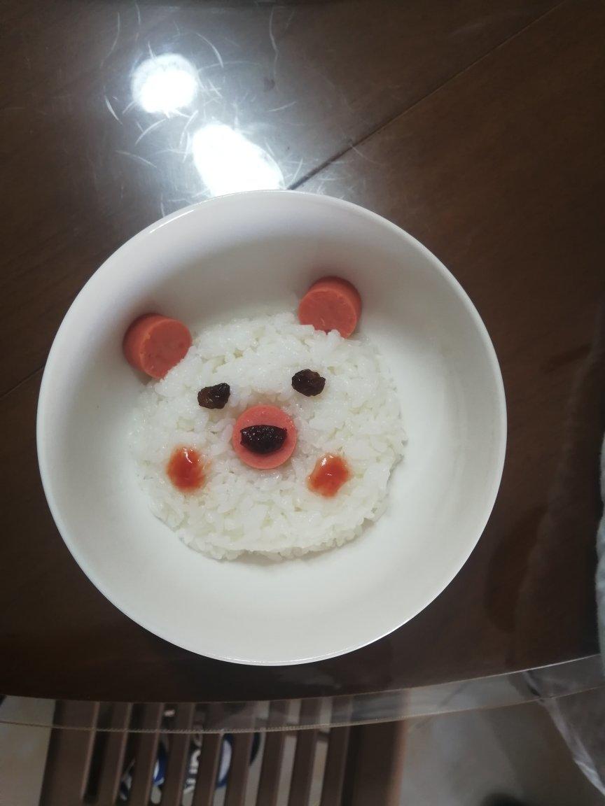 粉嫩嫩小白熊饭团便当