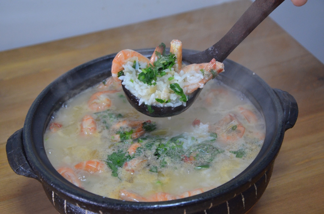 龙虾海鲜砂锅粥