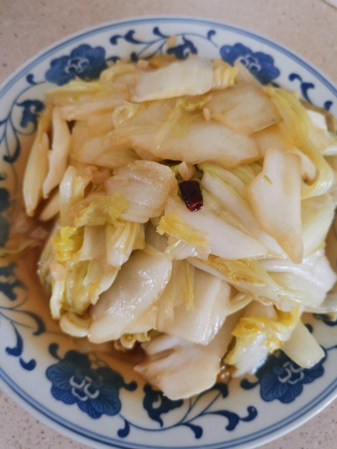 厨师长教你：“酸辣大白菜”的家常做法，酸辣又开胃，收藏了