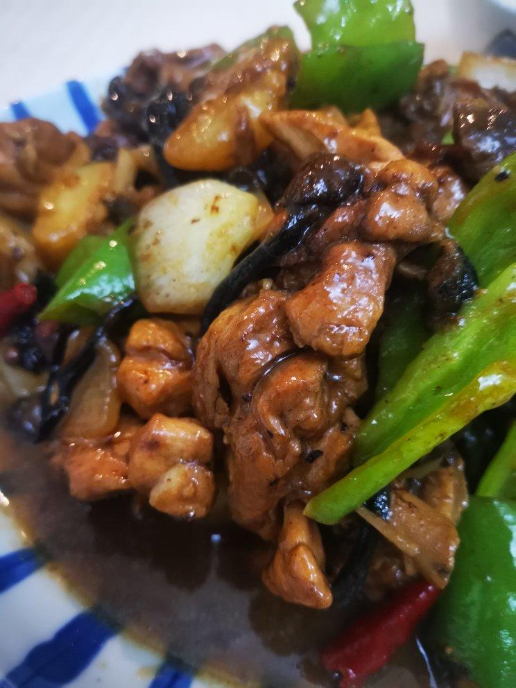 新疆特色大盘鸡（附加皮带面做法）