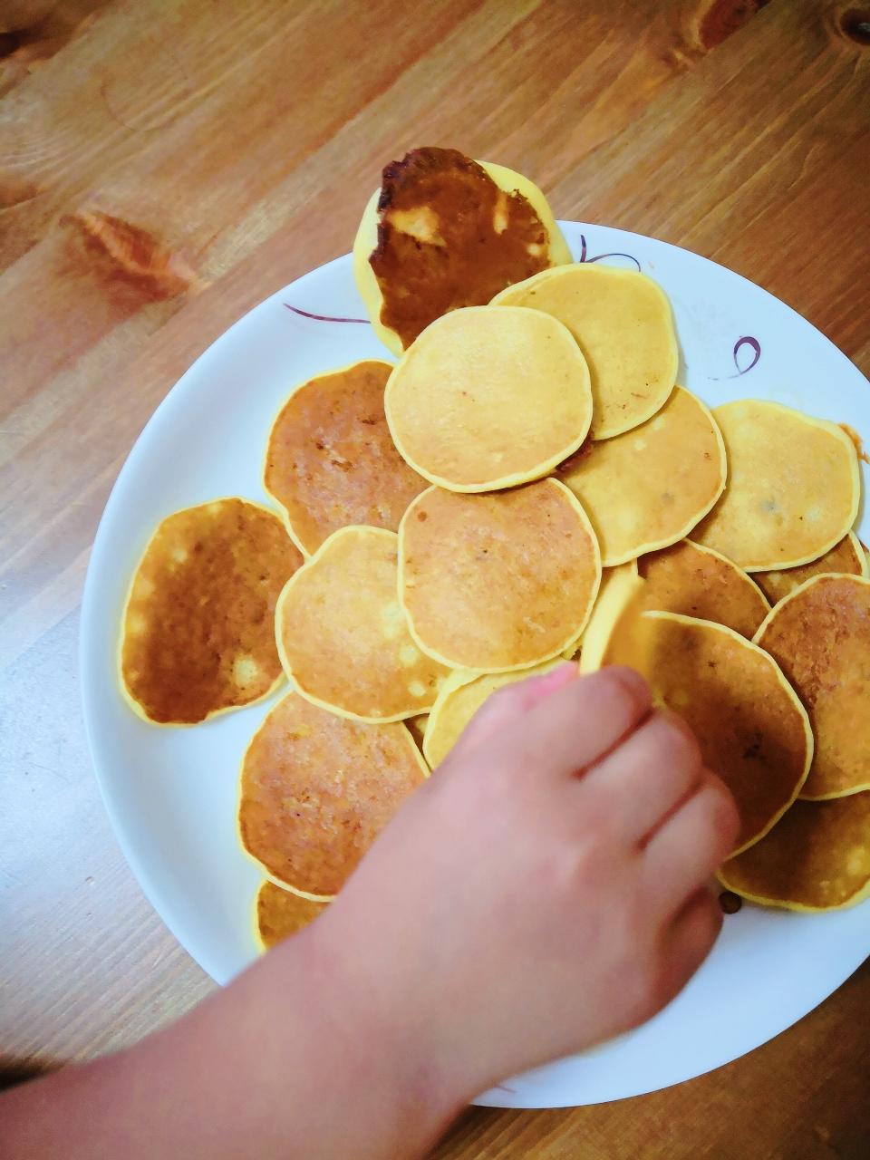 快手香蕉松饼的做法