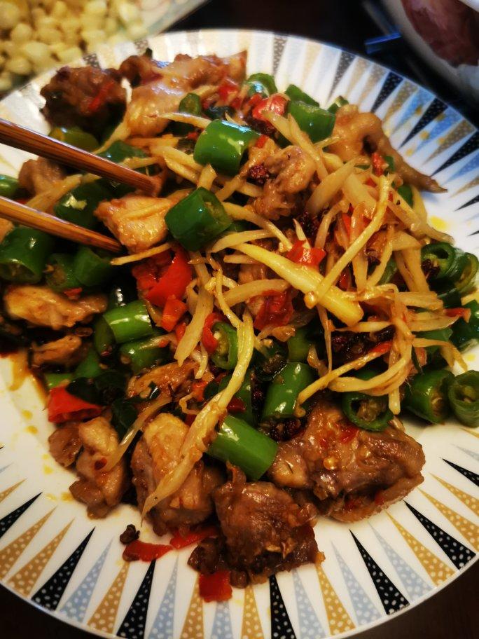 厨师长教你：“小煎鸡”的正宗做法，鲜辣味十足