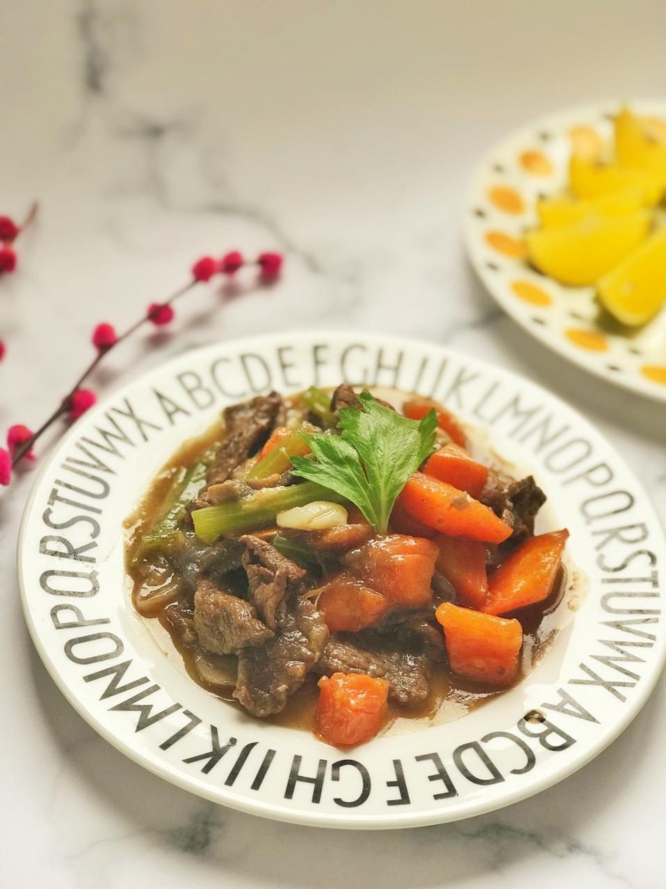 蔬菜焗牛肉 Beef and Veg Stew