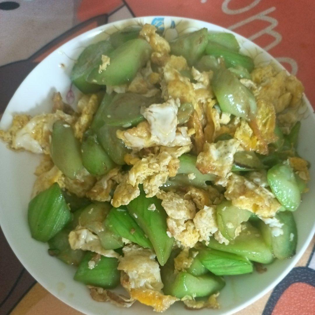 丝瓜炒鸡蛋
