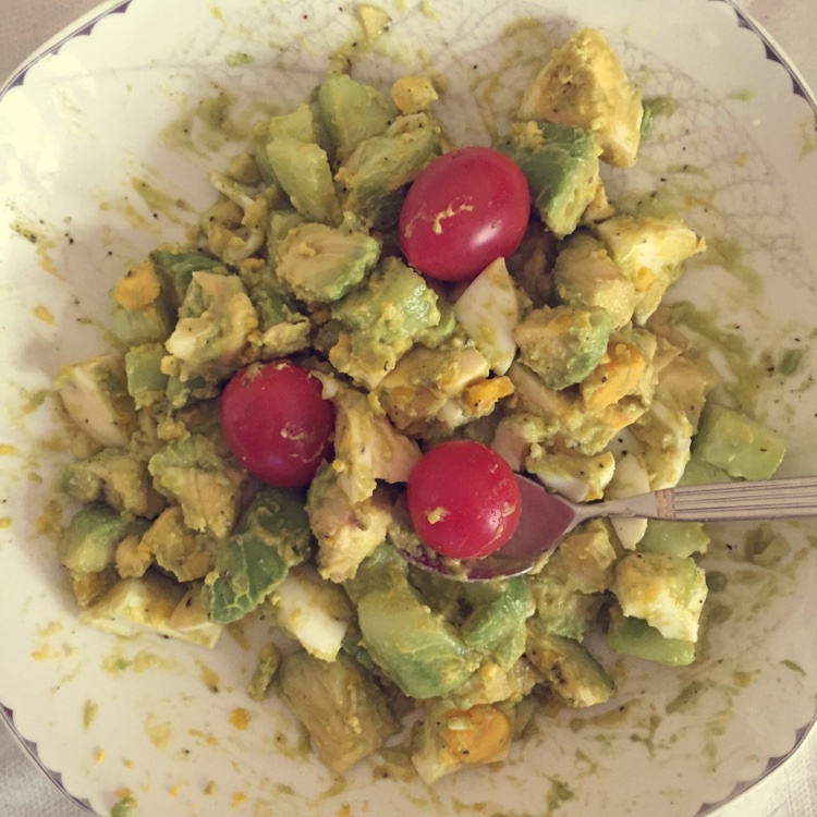 早餐之牛油果鸡蛋沙拉