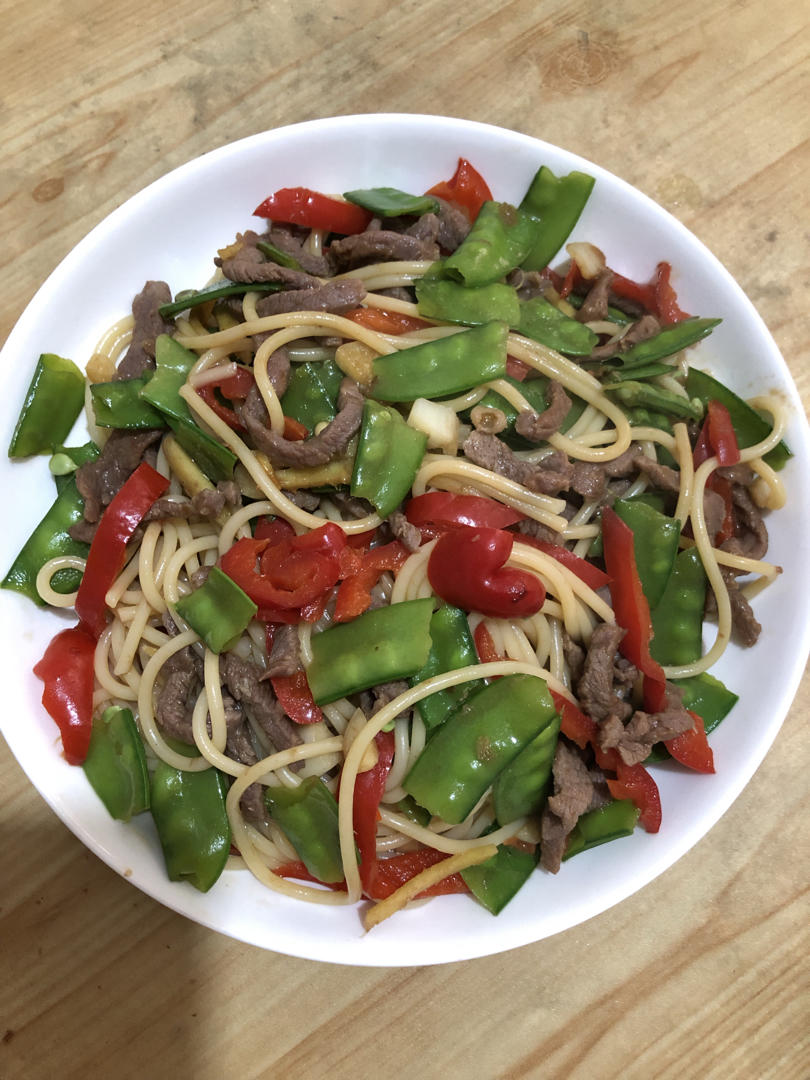 黑椒牛肉炒意大利面