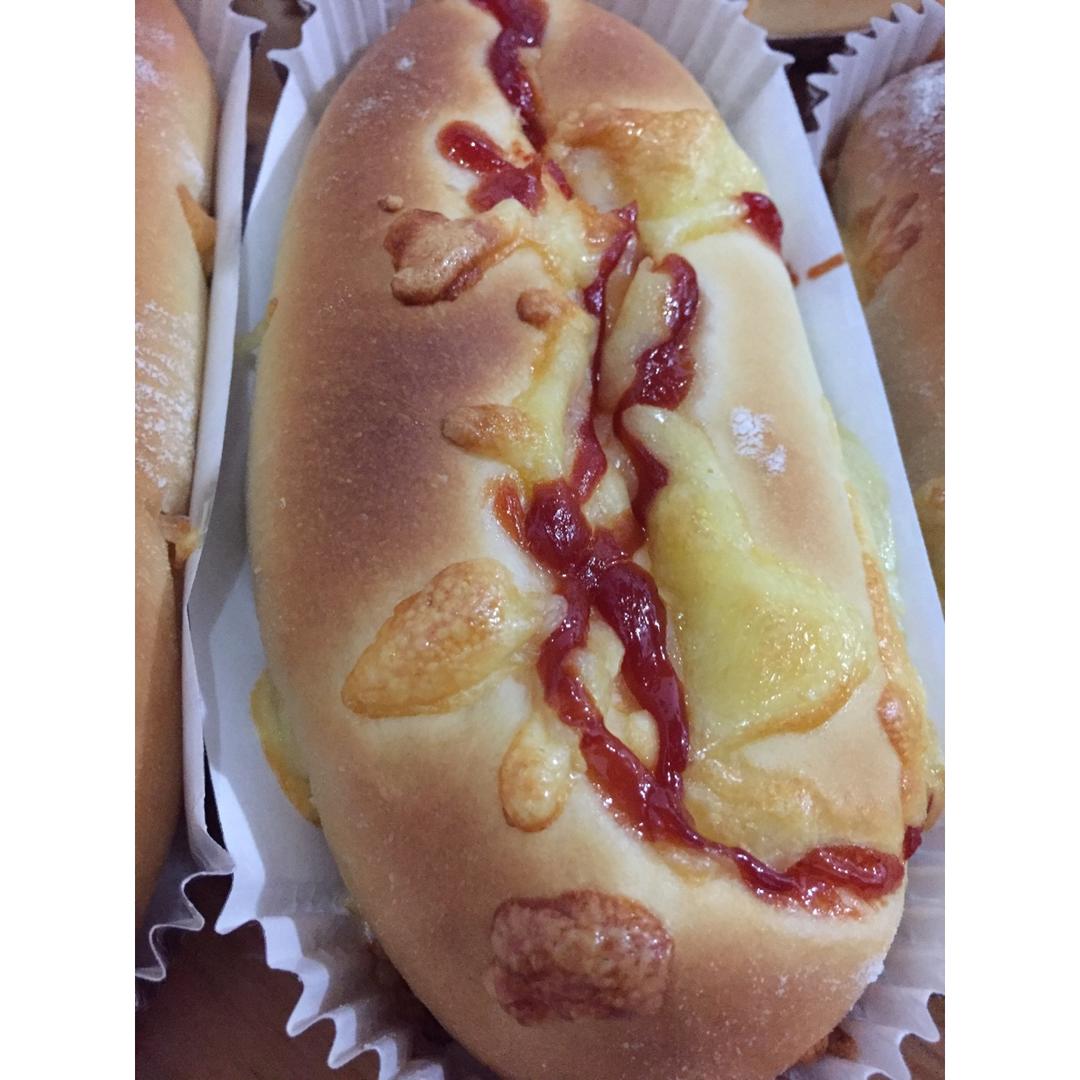 肉松葱香芝士面包