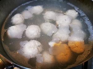 冬瓜鲅鱼丸子汤的做法 步骤3