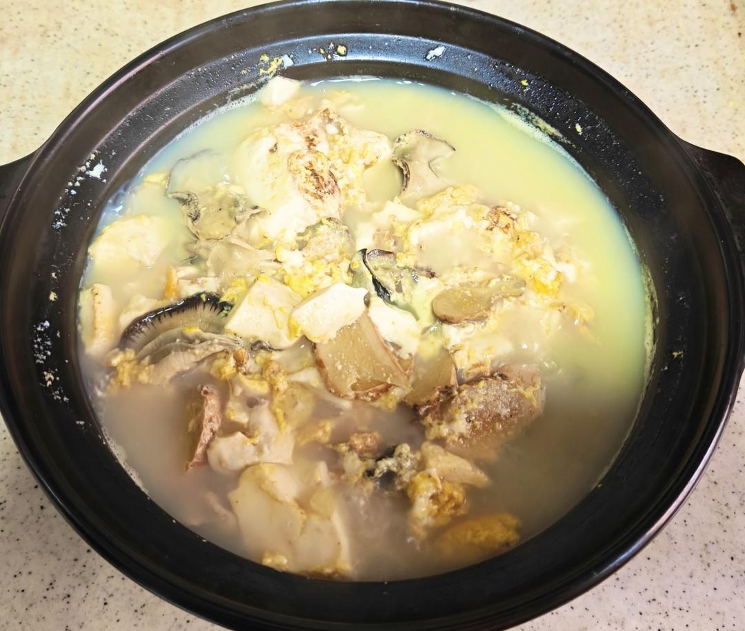 生蚝豆腐煲