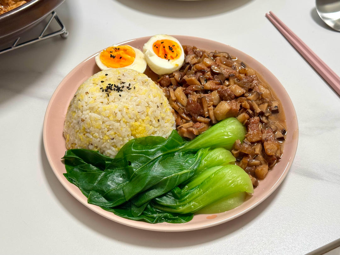 卤肉饭～绝对销魂
