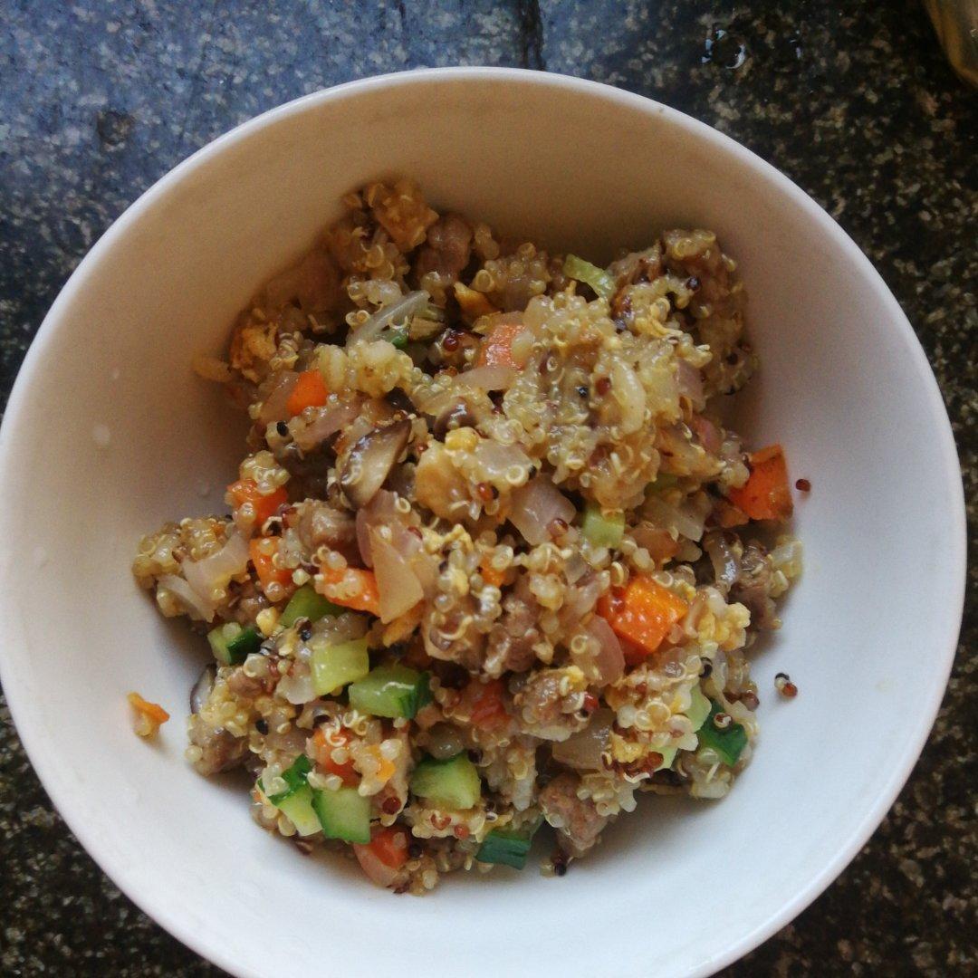 藜麦牛肉油菜饭团