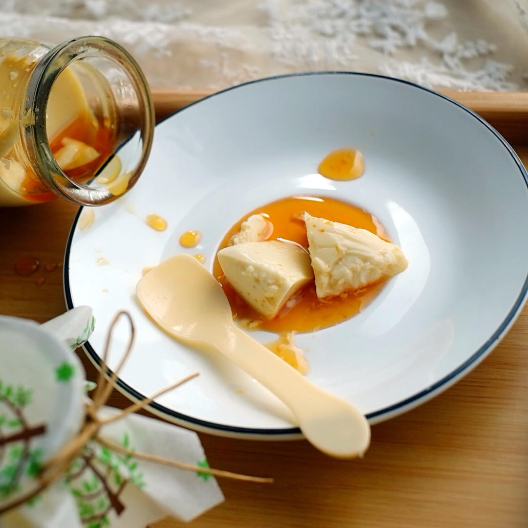 《Tinrry下午茶》教你做焦糖布丁