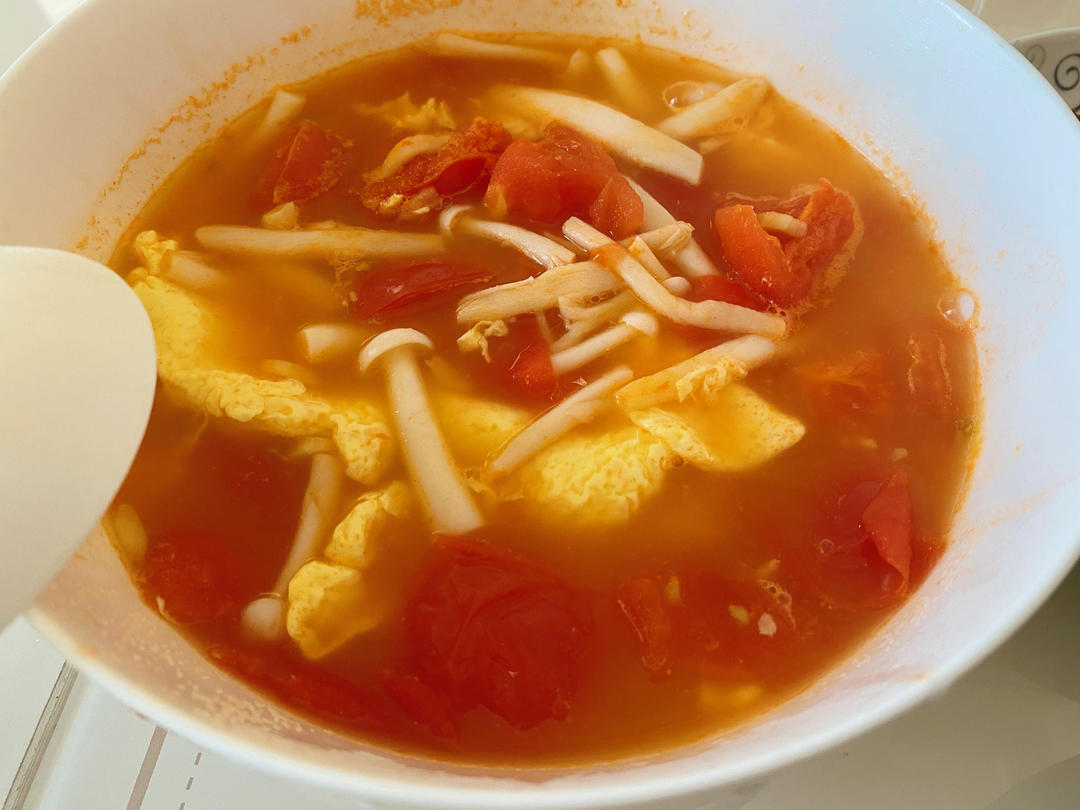 巨鲜美番茄蘑菇蛋汤