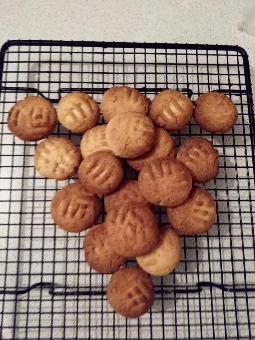 牛奶饼干