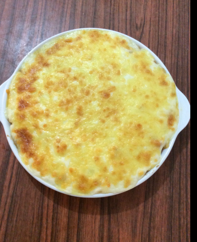 海鲜焗饭 Seafood Fried Rice with Cheesy Topping