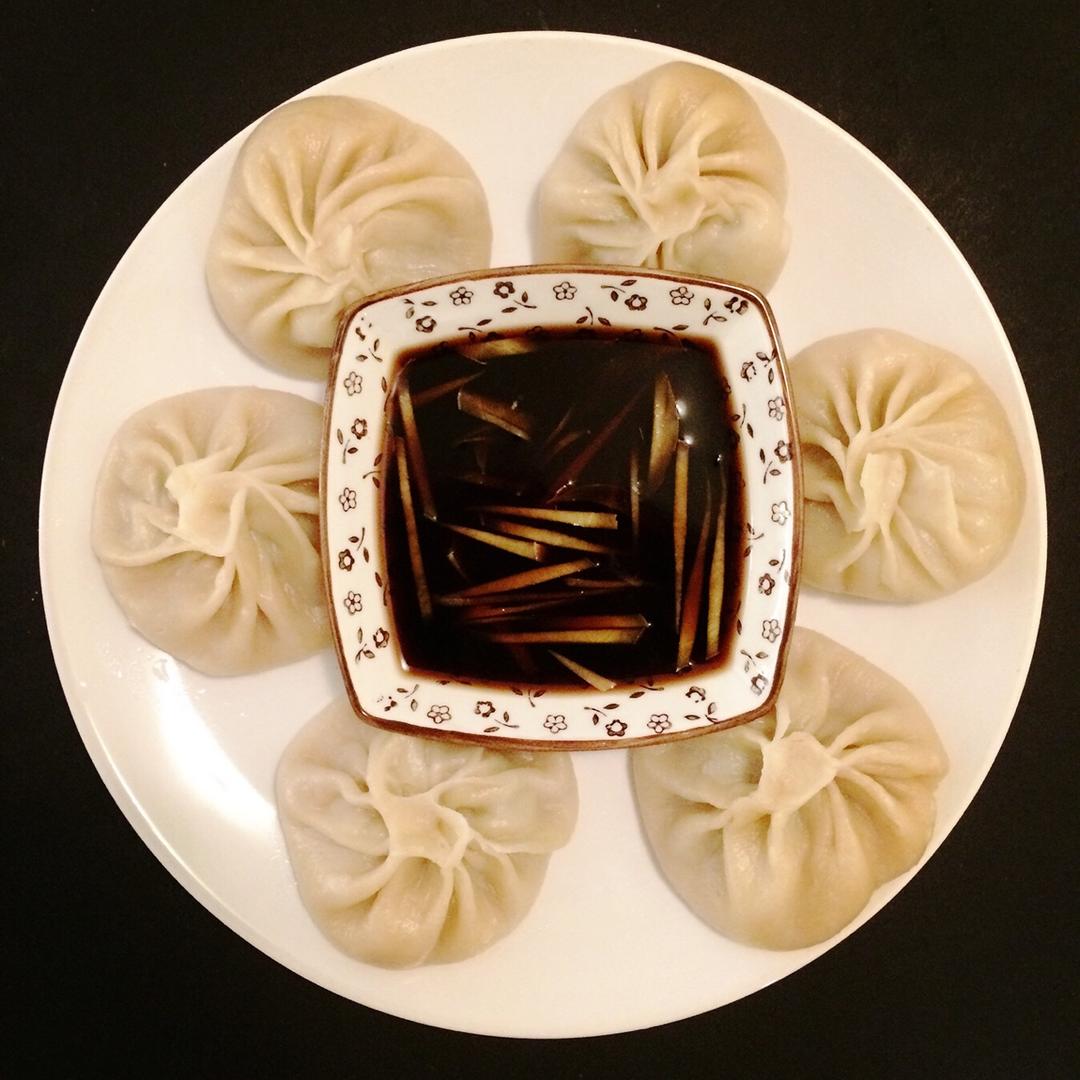 灌汤小笼包
