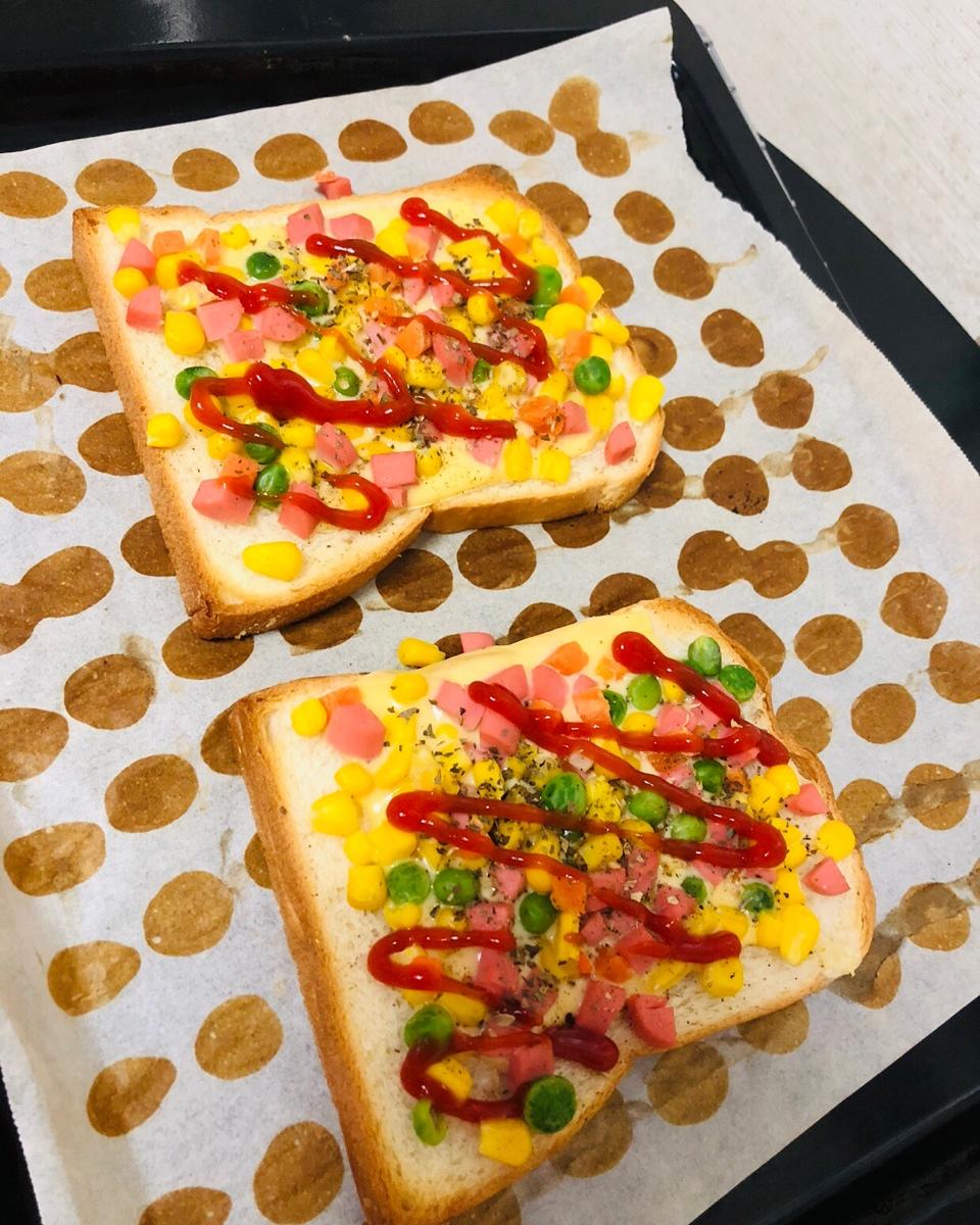 吐司简易披萨