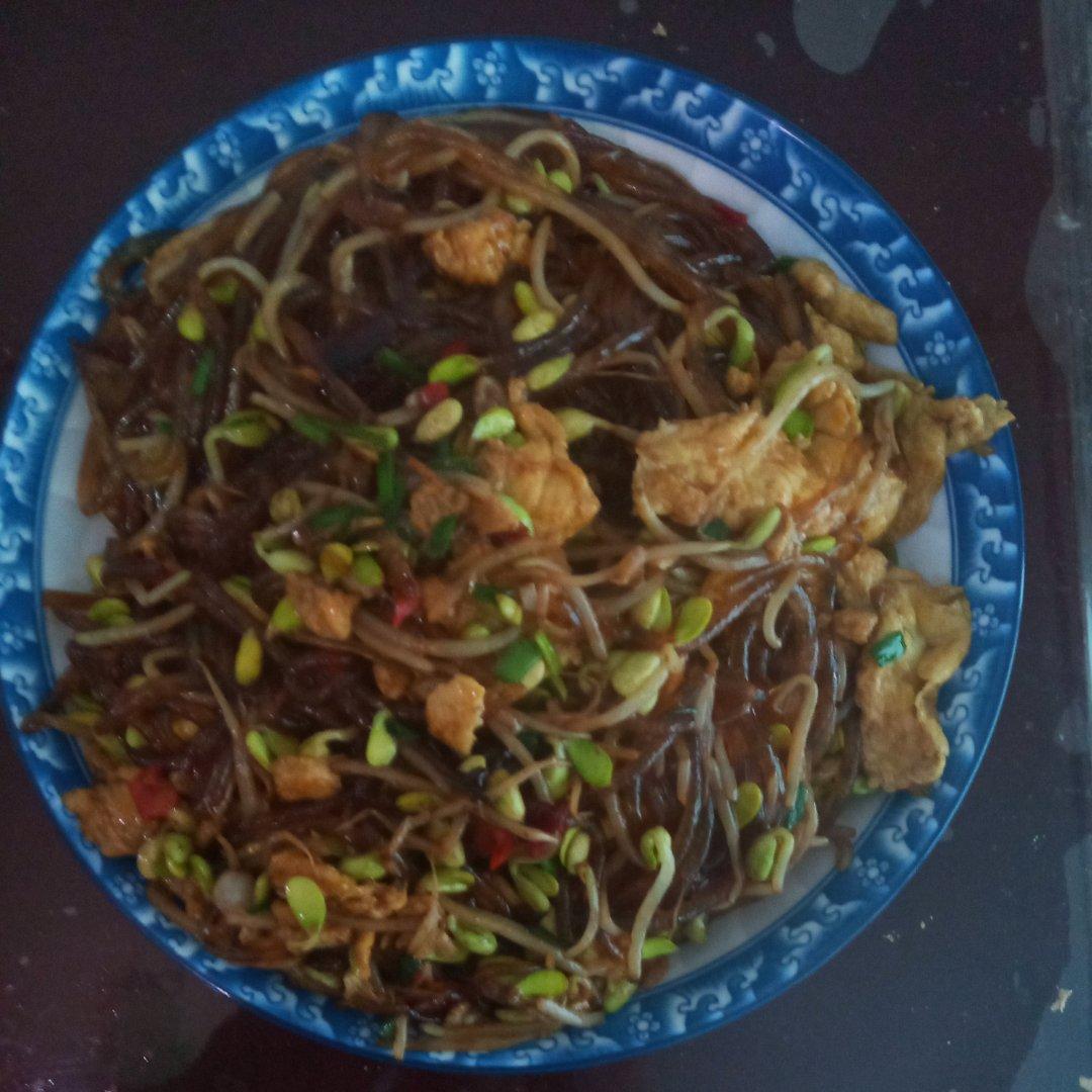 五分钟的炒粉条～无法用言语形容它的好吃