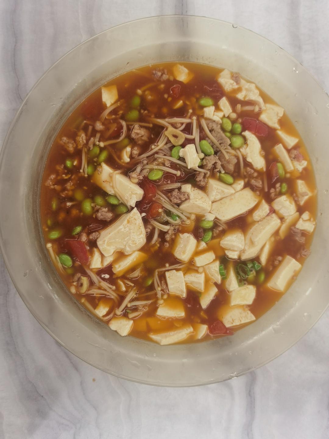 营养丰富，低脂美味的番茄金针菇豆腐煲