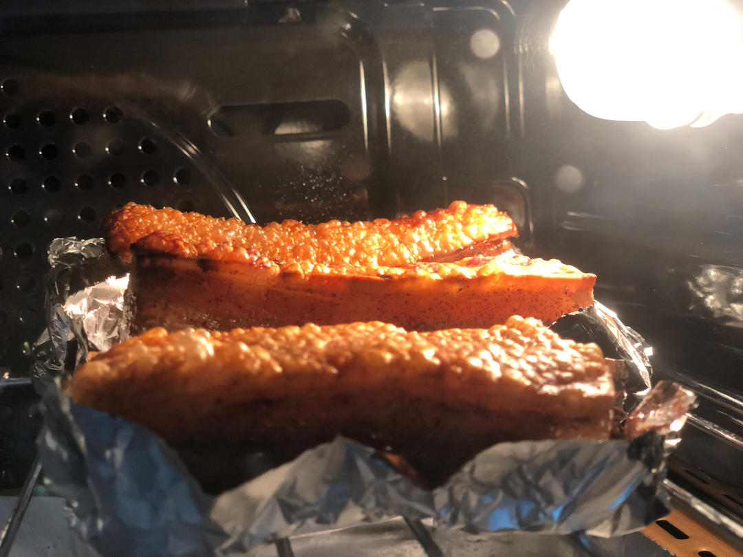一次就成功的脆皮烧肉