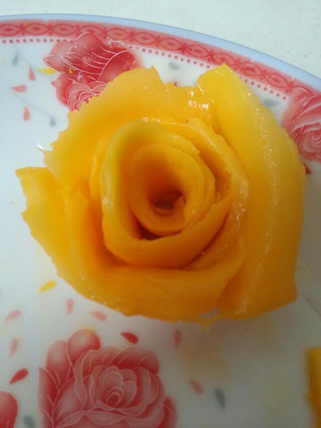 芒果玫瑰花