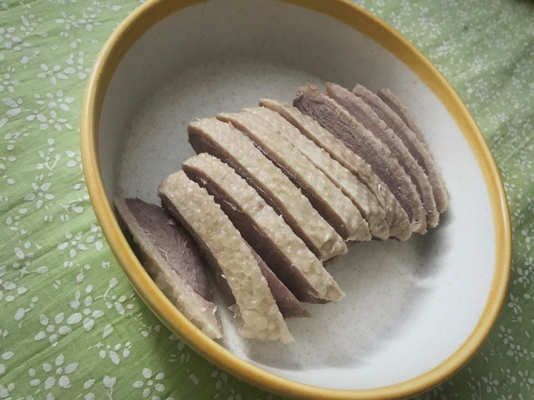 首次成功的盐水鸭腿