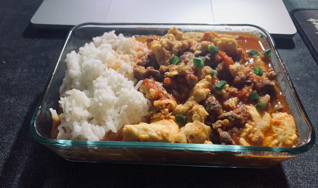 酸甜浓郁～超开胃🔥番茄滑蛋牛肉饭