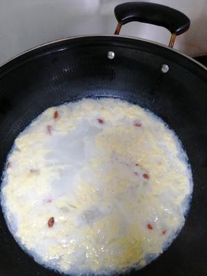 淮山鸡蛋汤的做法 步骤4