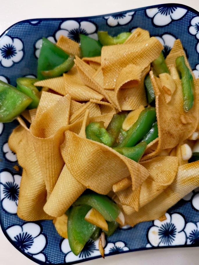 尖椒炒豆片