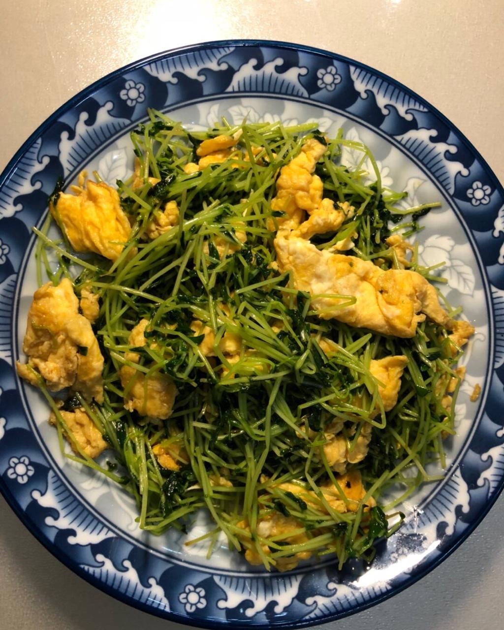 手机用户1480_tsl6做的豌豆苗炒鸡蛋